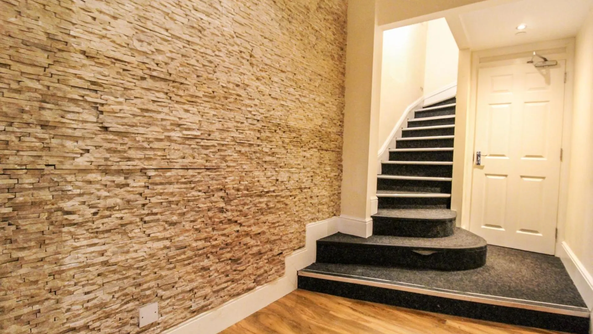 Stunning Central City Apartment Nottingham