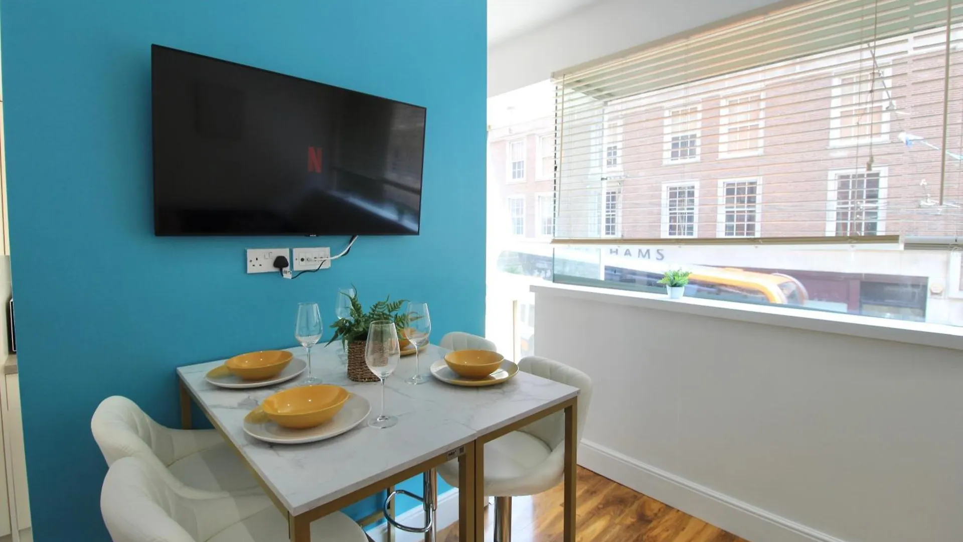 Stunning Central City Apartment Nottingham