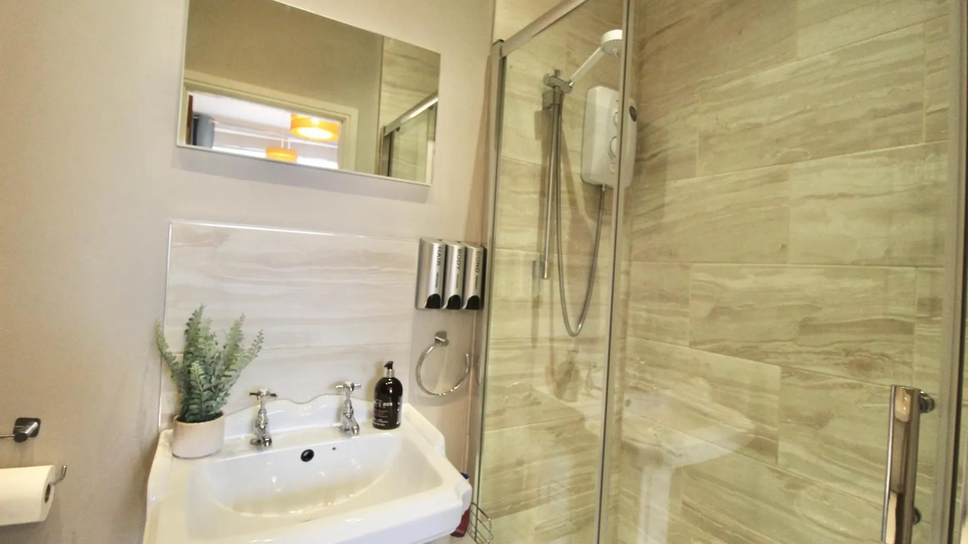Stunning Central City Apartment Nottingham