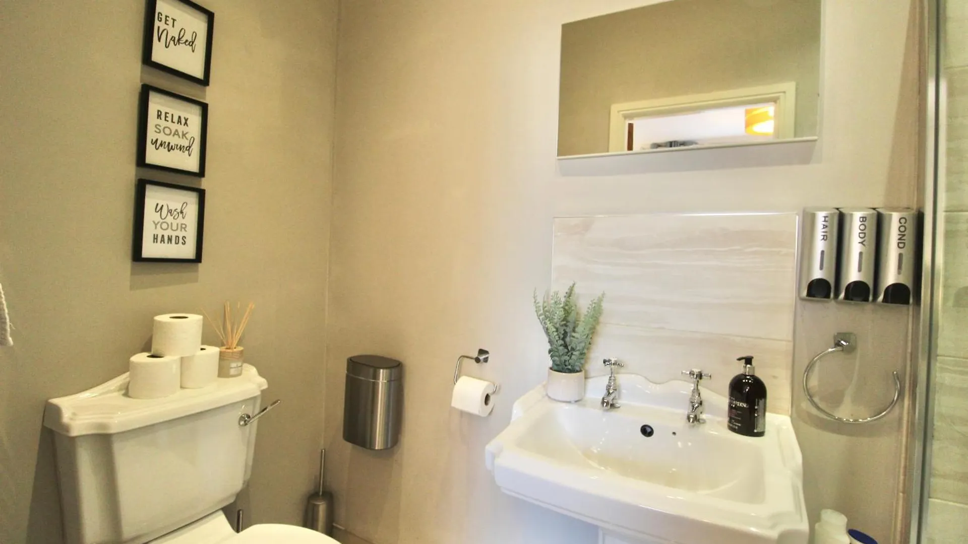 Stunning Central City Apartment Nottingham