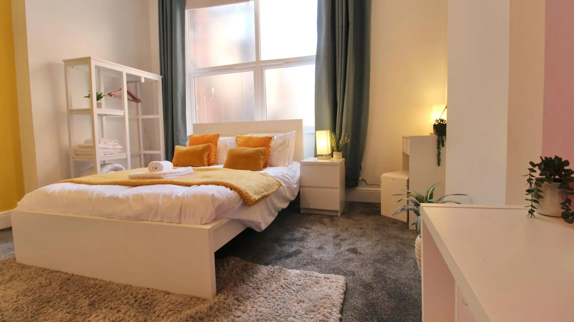 Stunning Central City Apartment Nottingham